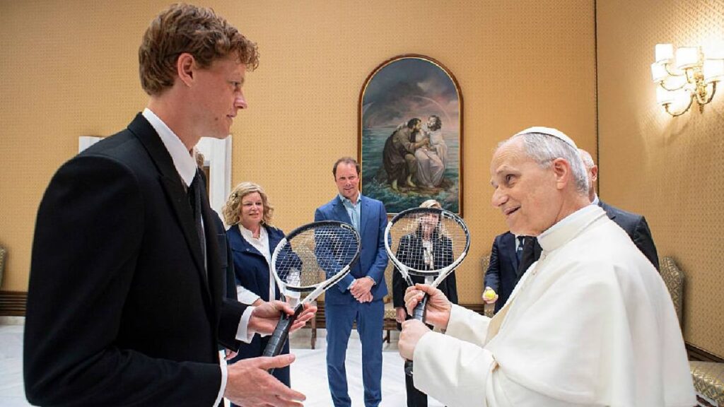 Jannik-Sinner-meets-Pope-in-Vatican