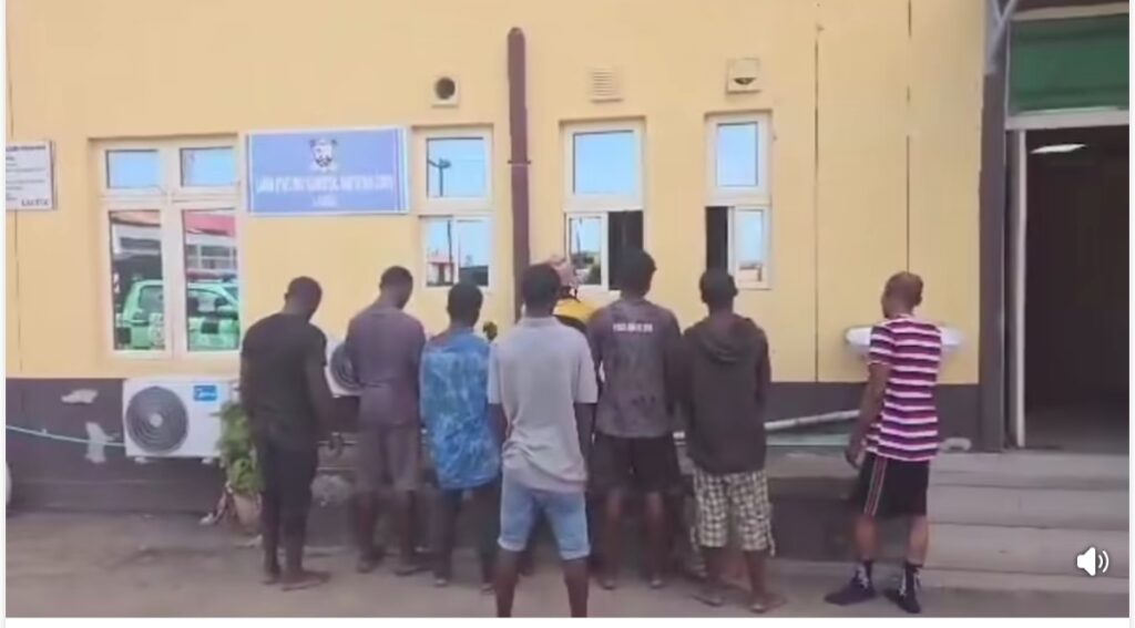 Screenshot_20251113_205751