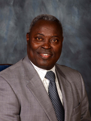 AboutUs_Pastor-Kumuyi_1_0